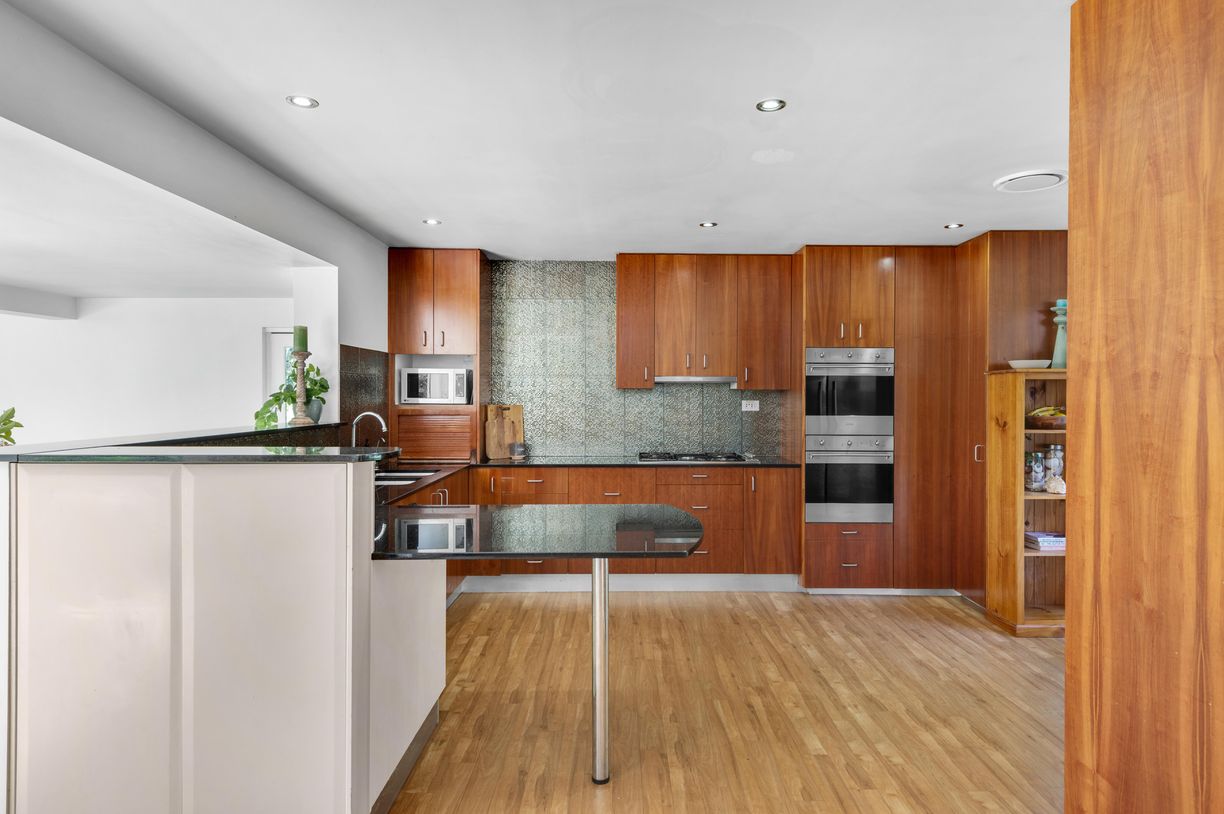 202 Millbank Road — photo 19 of 30