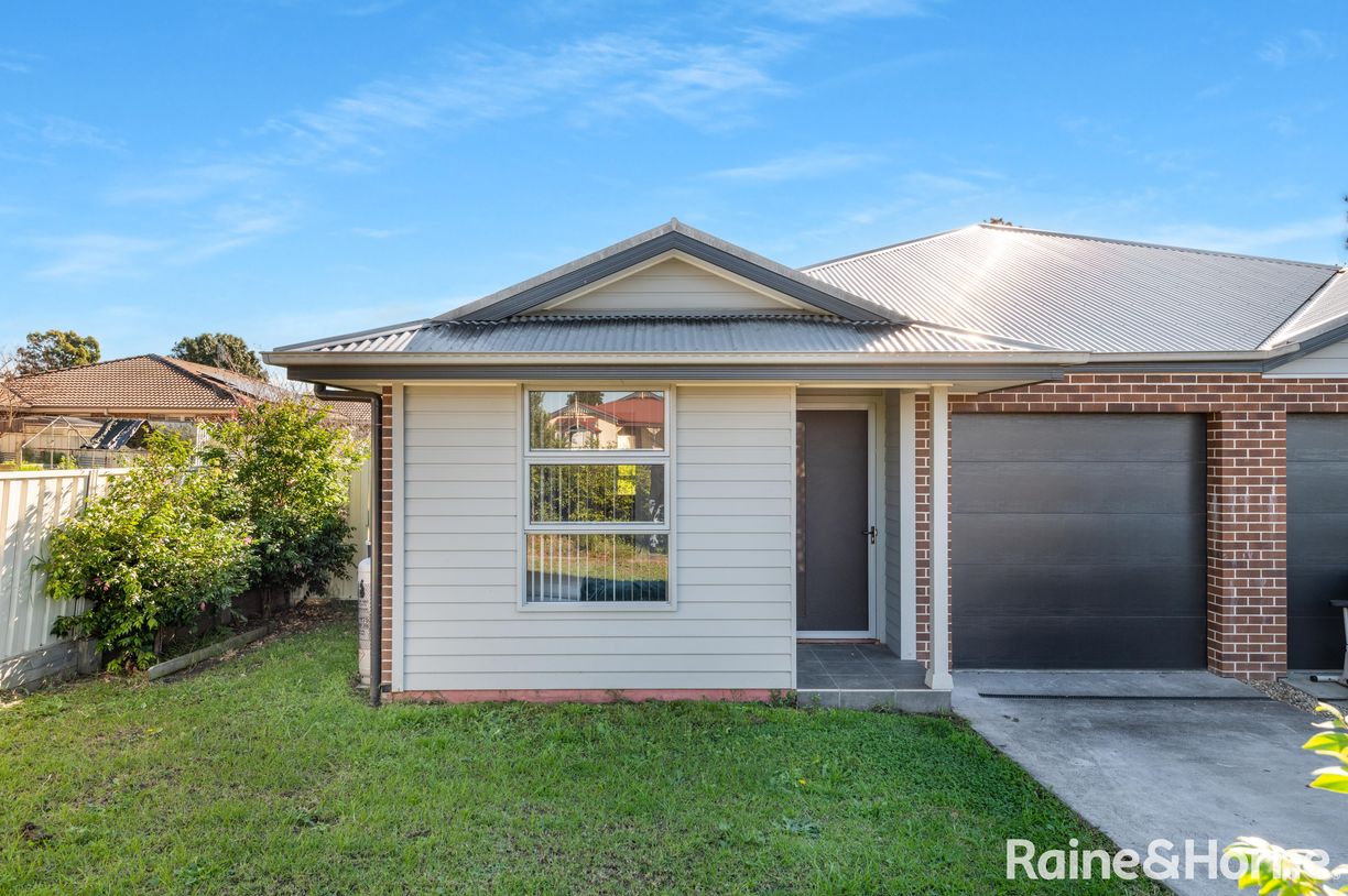 5A Stanbury Place — photo from Raine & Horne Nowra