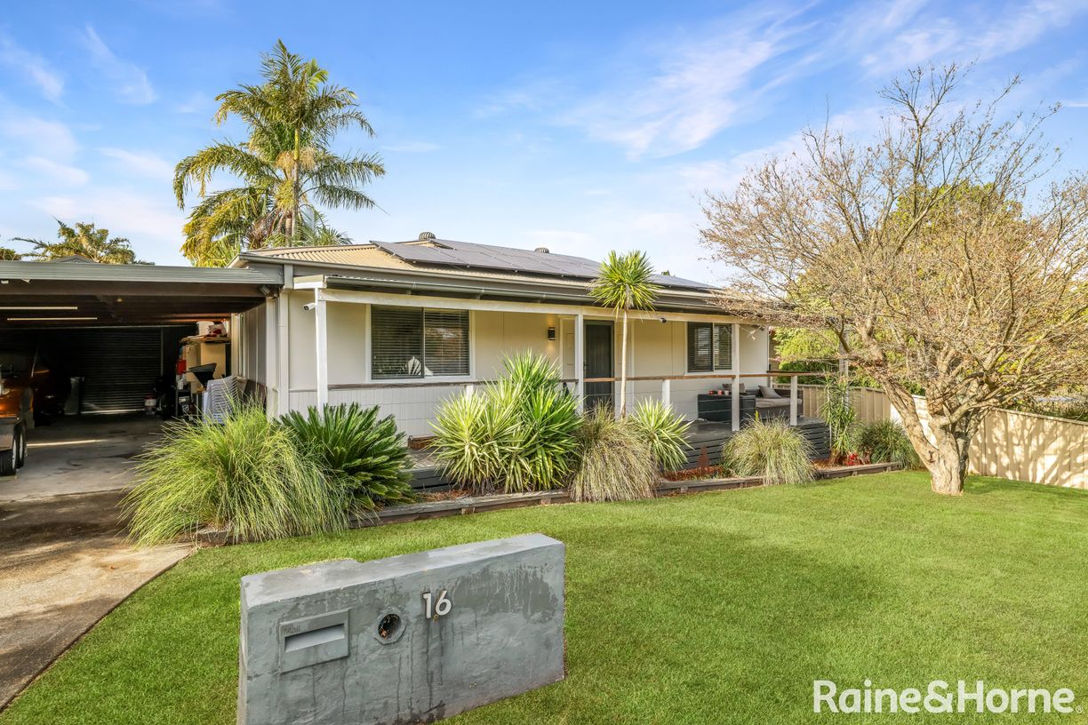 16 Tallayang Street — photo 2 of 16