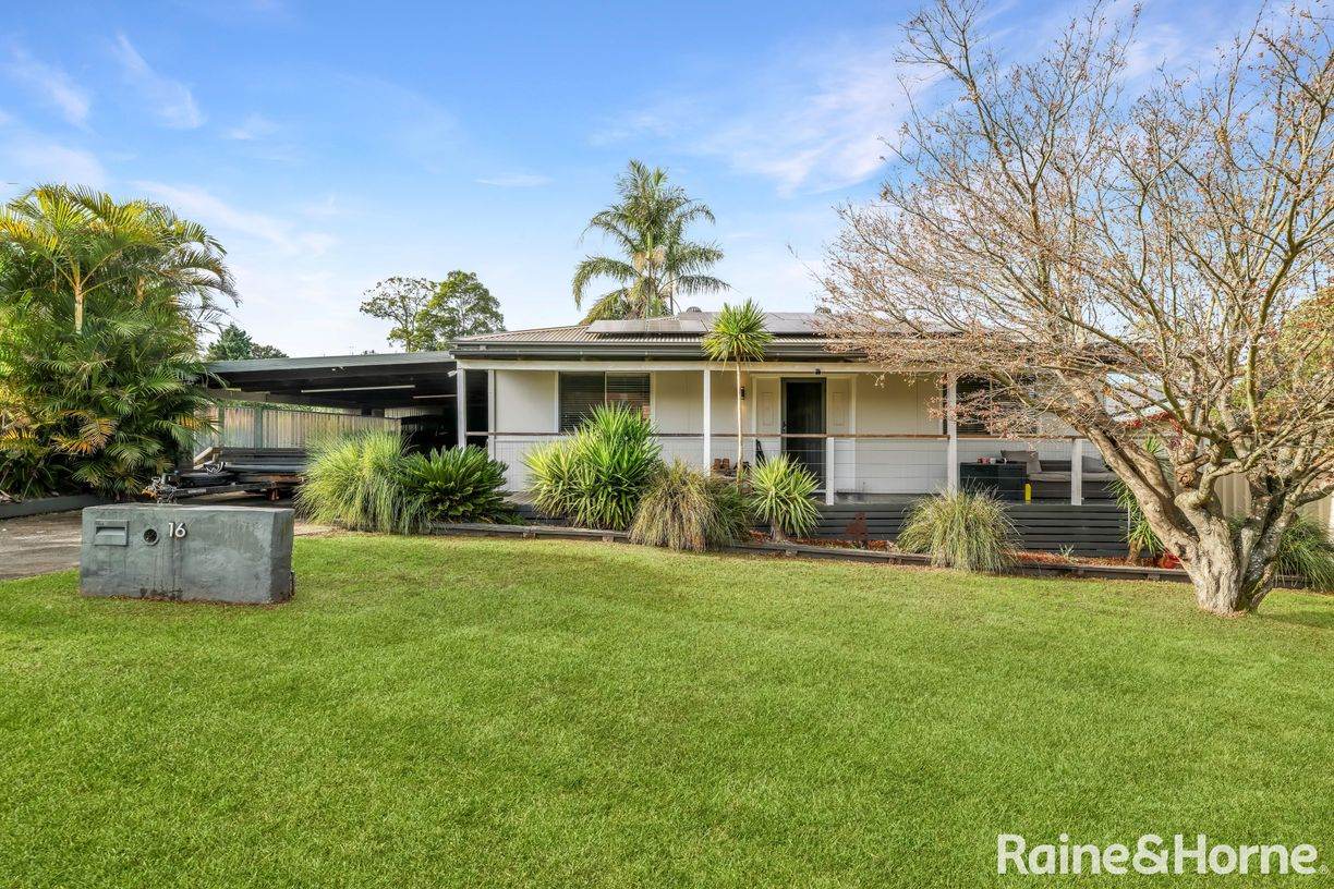 16 Tallayang Street — photo from Raine & Horne Nowra
