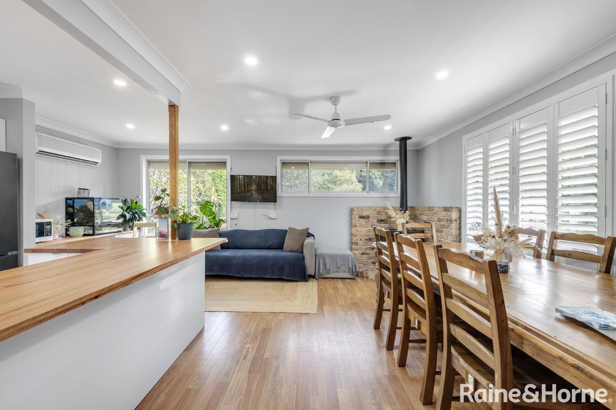 8 Numrock Street — photo 2 of 9