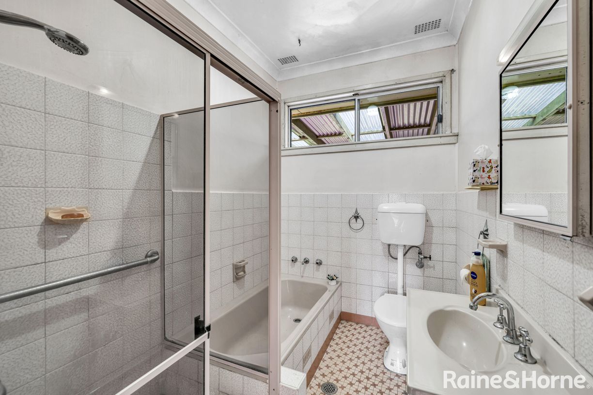 67 Walsh Crescent — photo 8 of 13