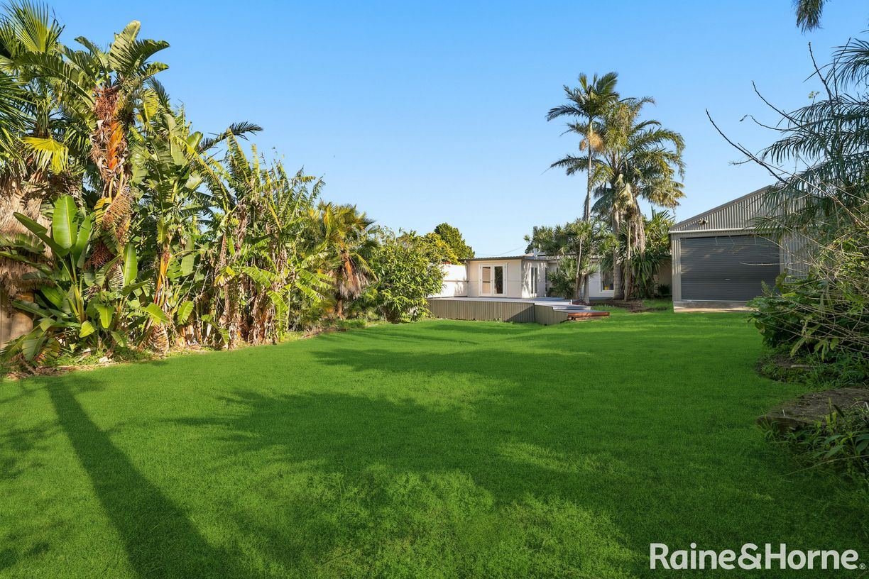 16 Tallayang Street — photo 14 of 16