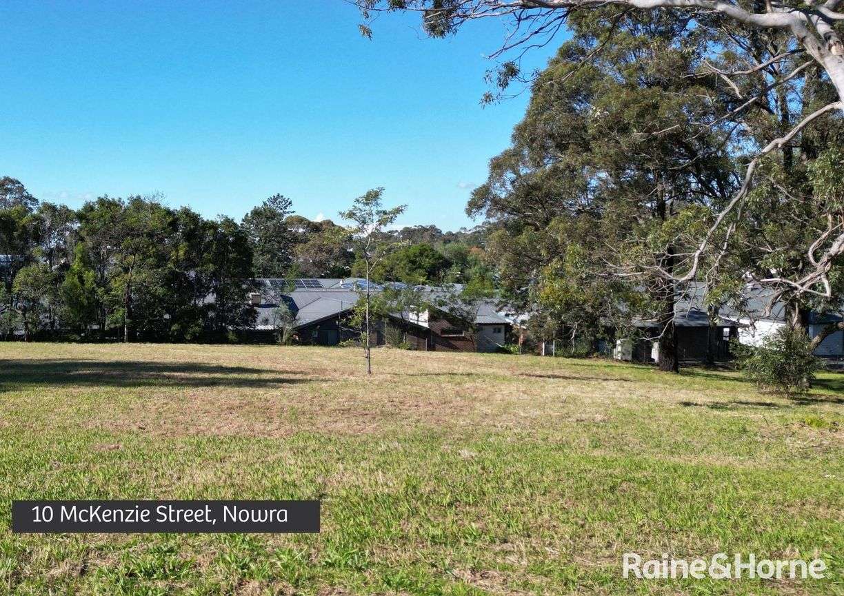 10 Mckenzie Street — photo from Raine & Horne Nowra
