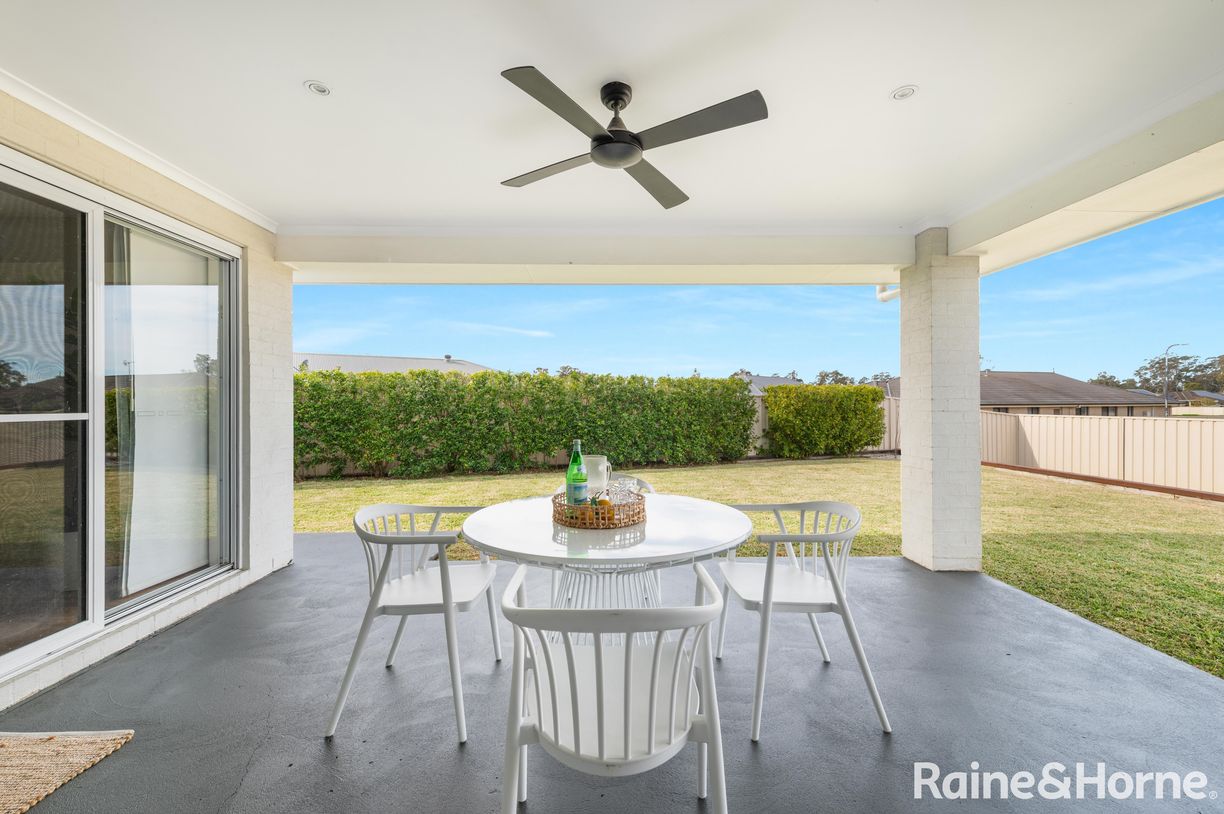 11 Correa Court — photo 16 of 21
