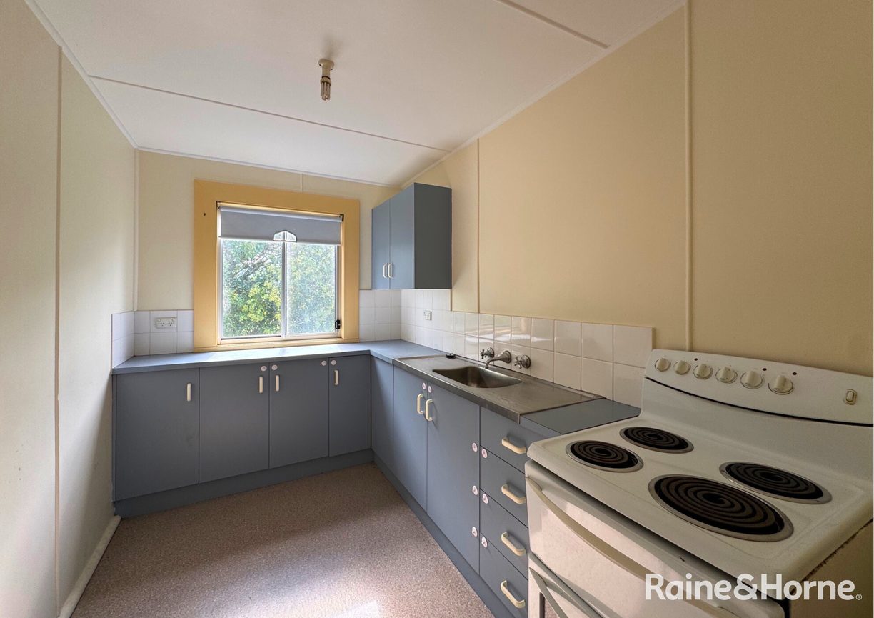 210a Jennings Lane — photo 11 of 14