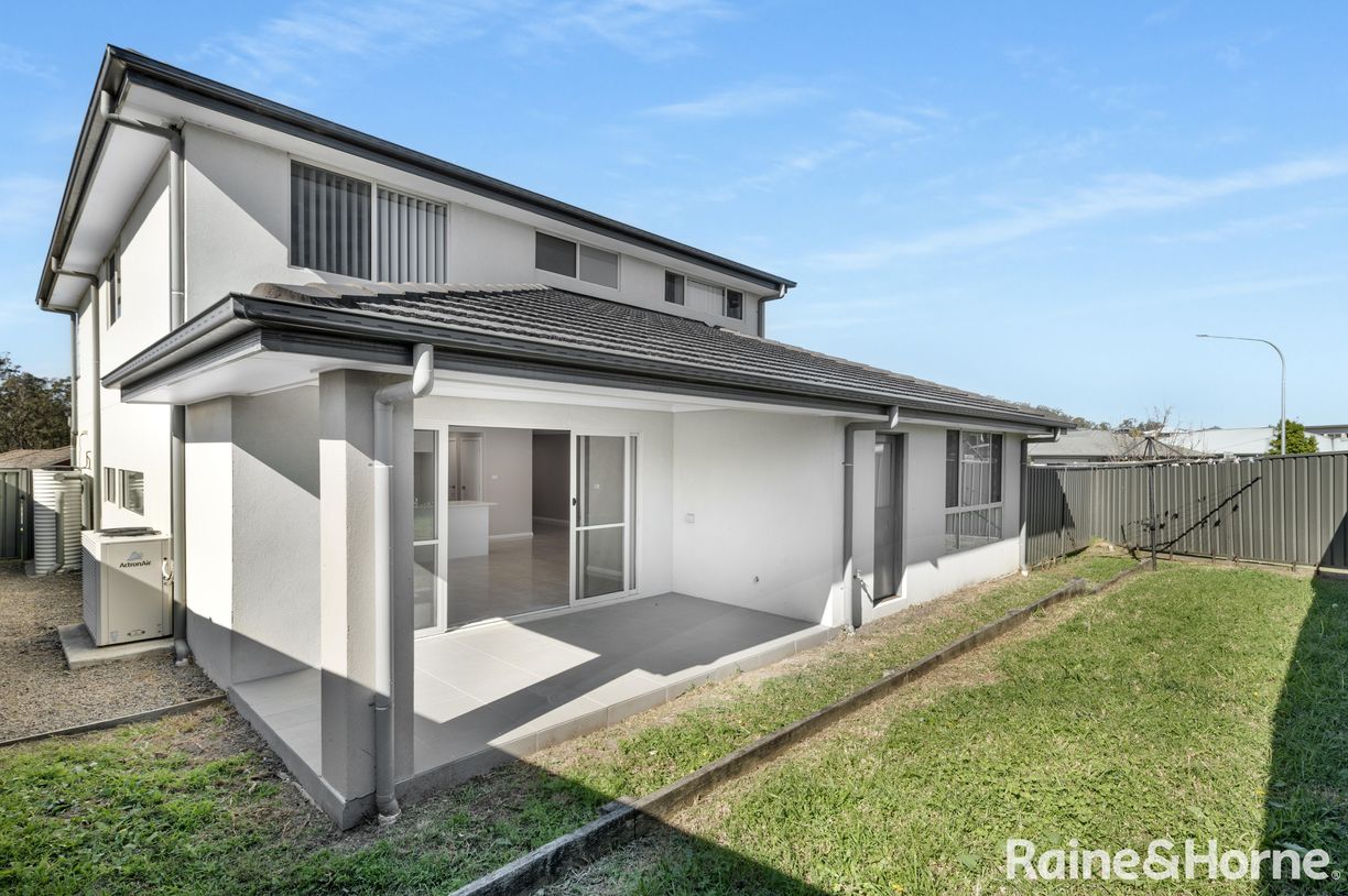 23 Fantail Street — photo 12 of 12