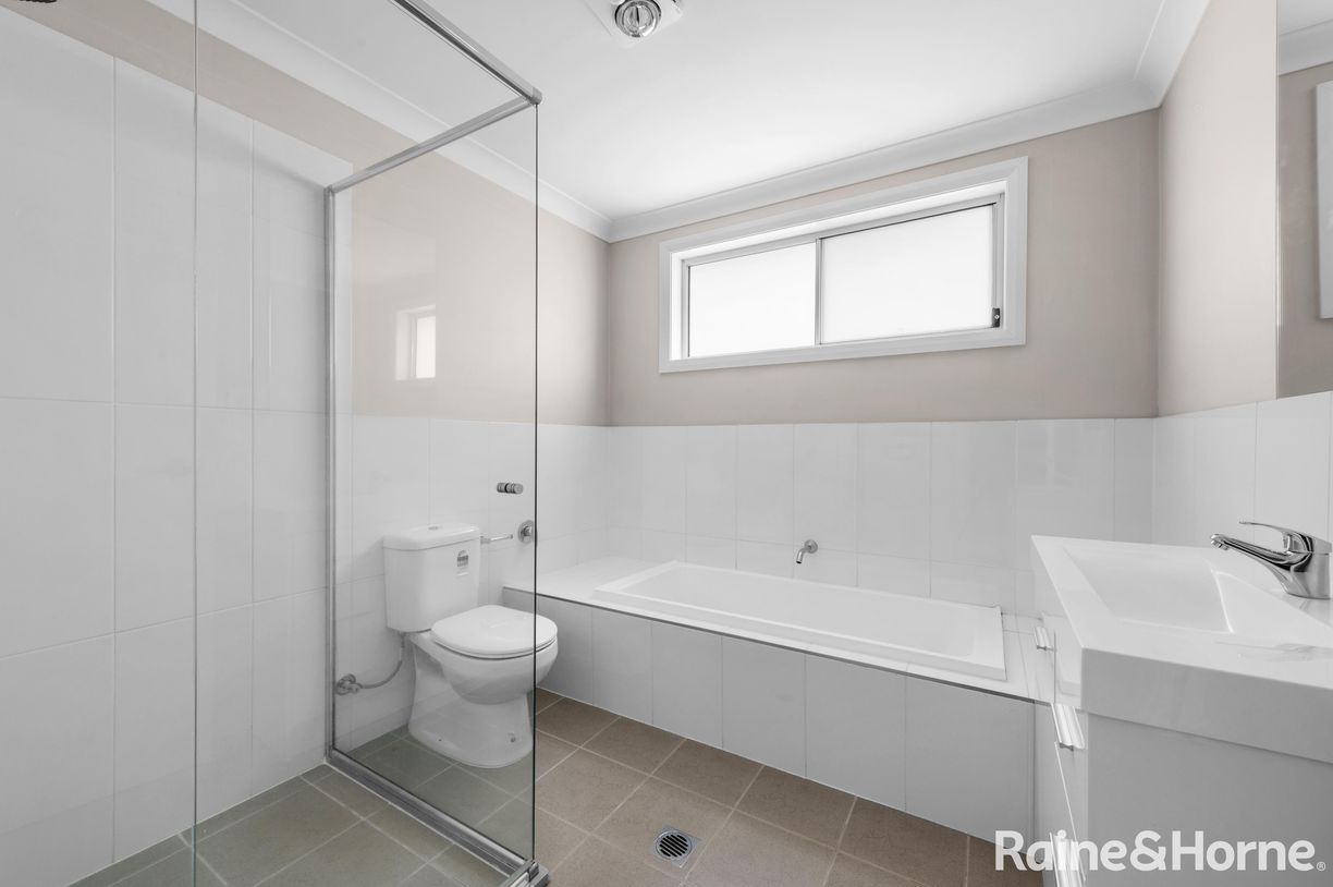 23 Fantail Street — photo 10 of 12