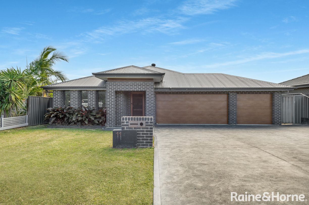 11 Osprey Road — photo from Raine & Horne Nowra