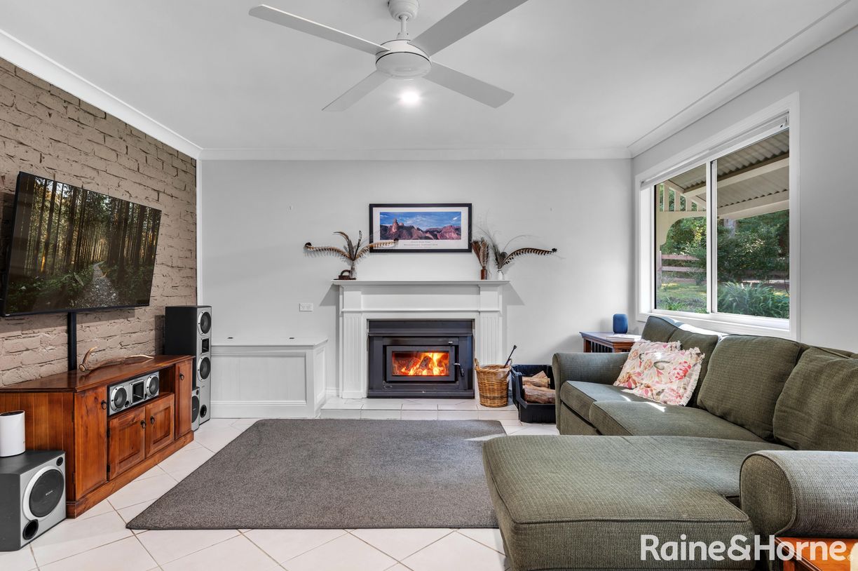 935 Illaroo Road — photo 8 of 22