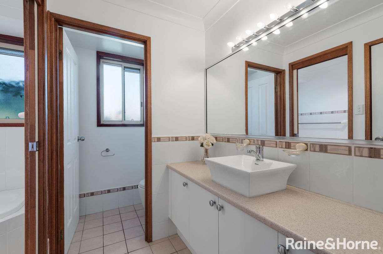 121 Hillcrest Avenue — photo 9 of 14