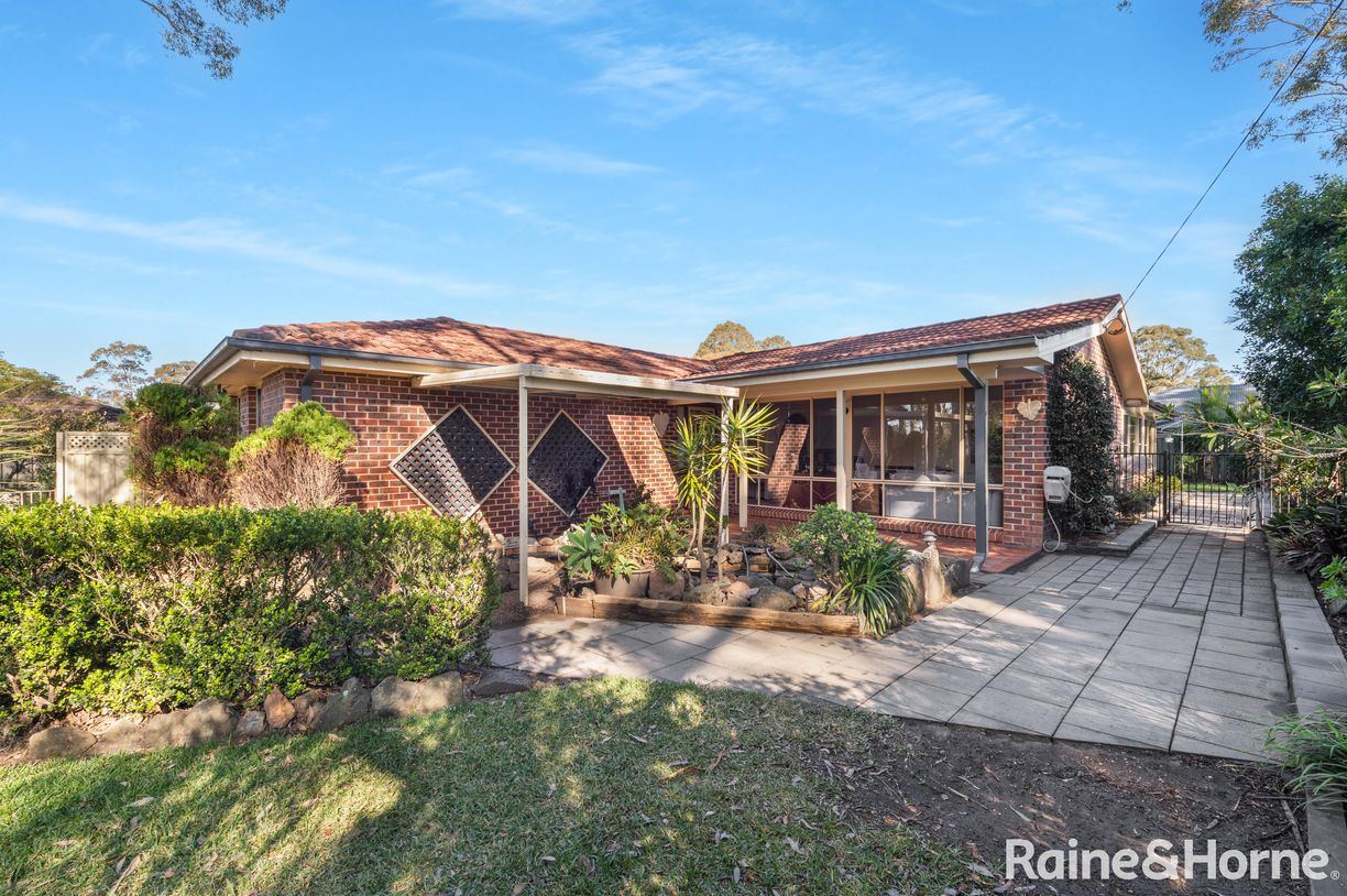 121 Hillcrest Avenue — photo from Raine & Horne Nowra