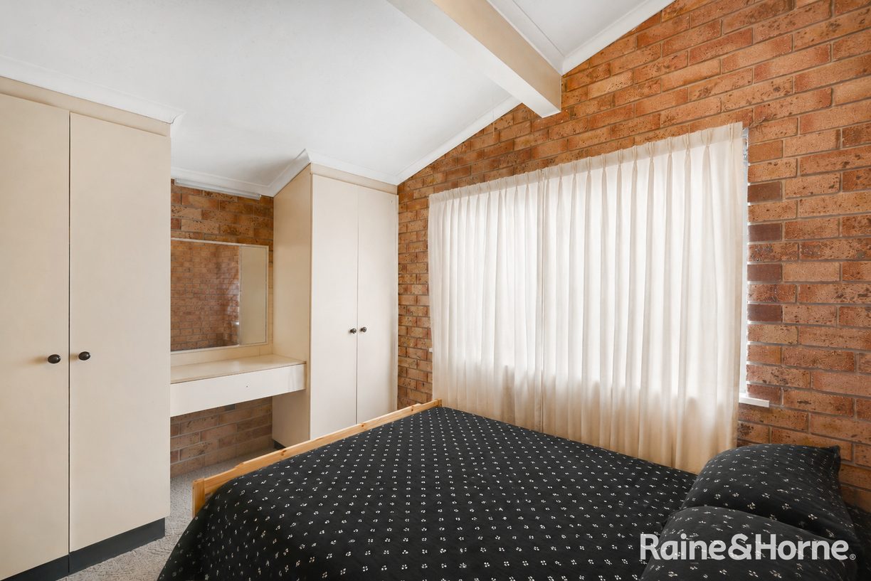 8/102 Kalandar Street — photo 4 of 8