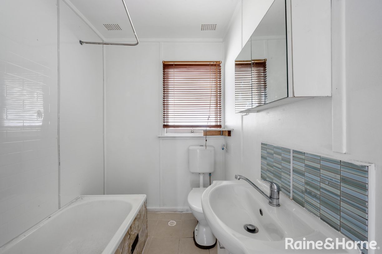 3 Queenborough Street — photo 5 of 7