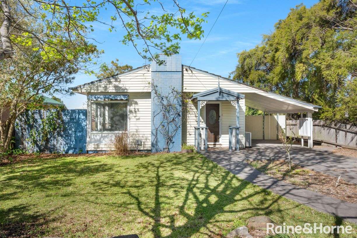36 Colyer Avenue — photo from Raine & Horne Nowra