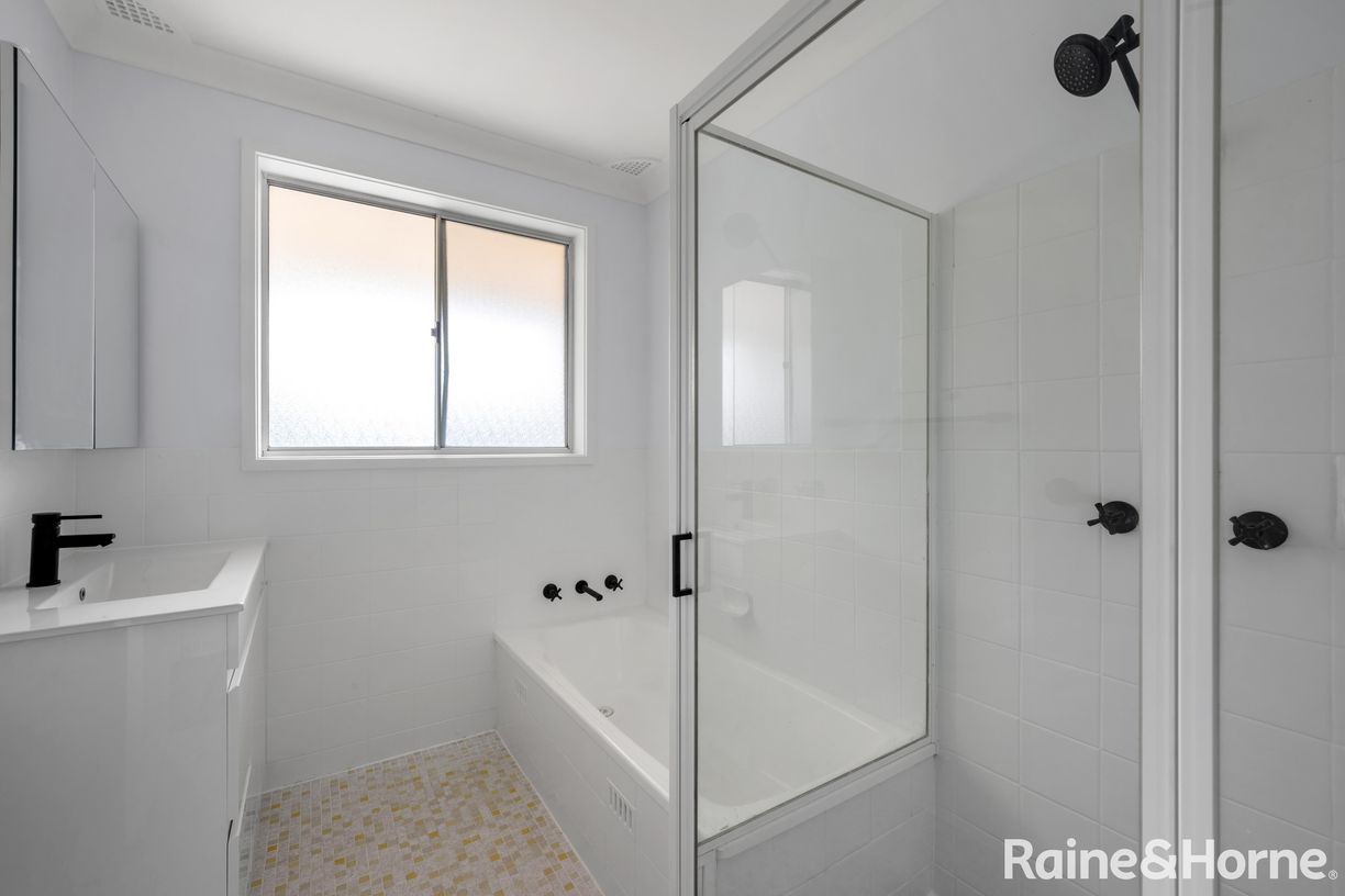 4 Farrar Drive — photo 6 of 11
