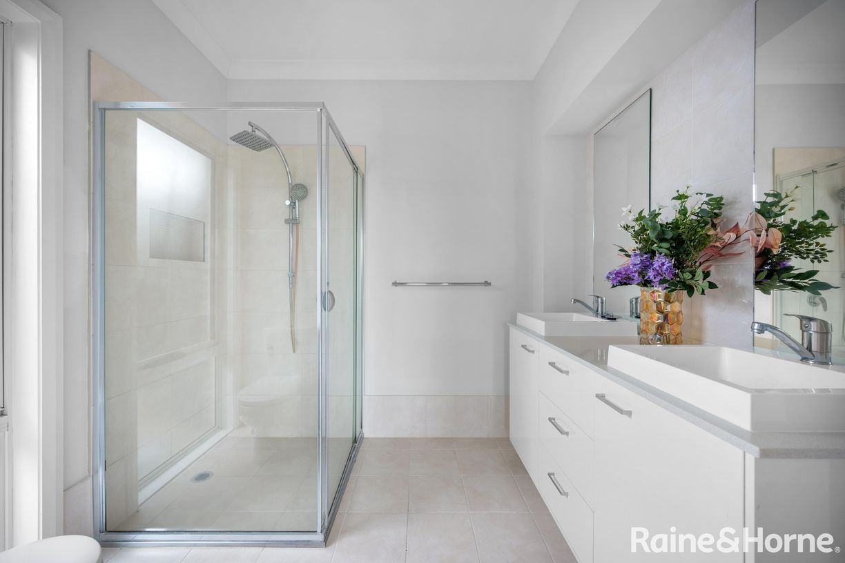 21 Wattlebird Road — photo 11 of 27
