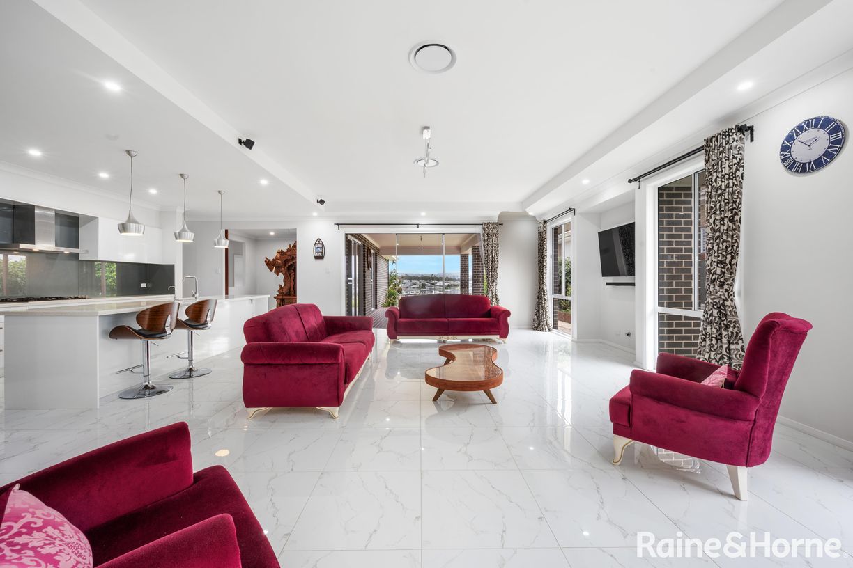 21 Wattlebird Road — photo 4 of 27