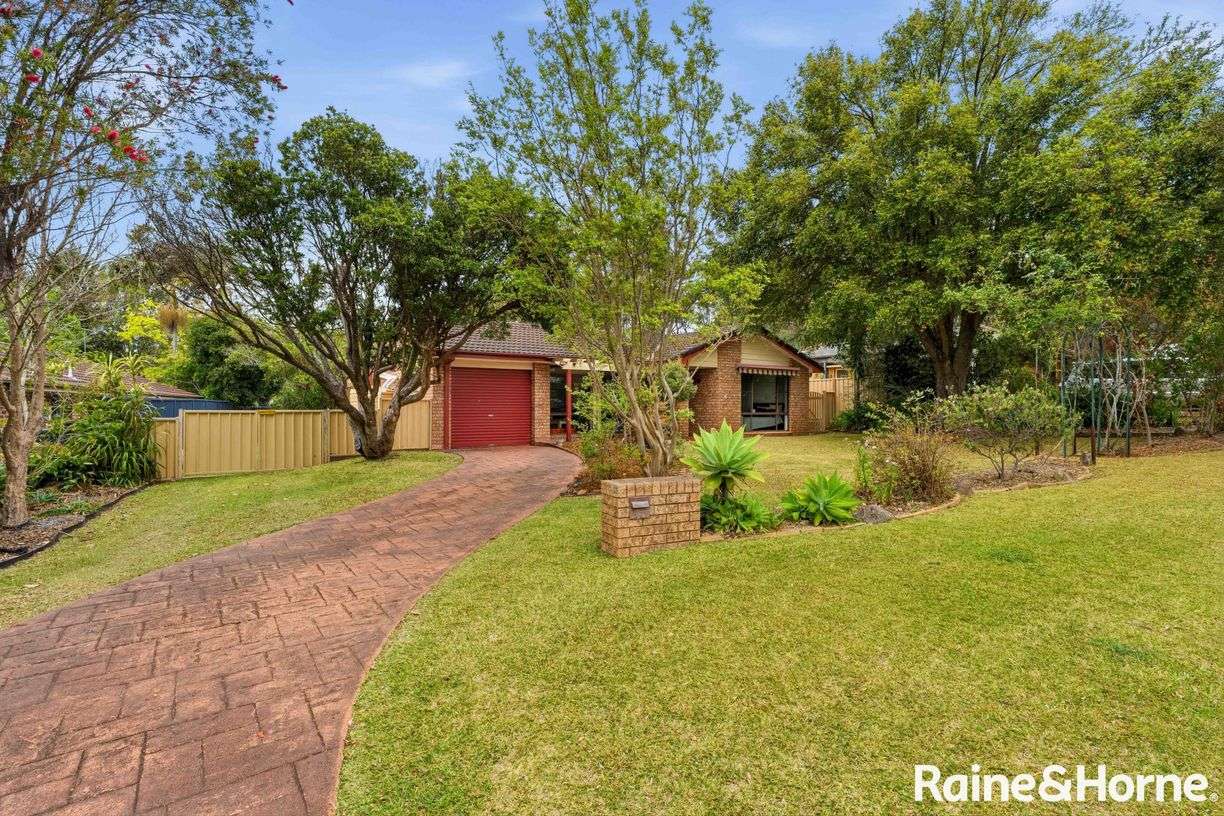 15 Gunyuma Crescent — photo from Raine & Horne Nowra