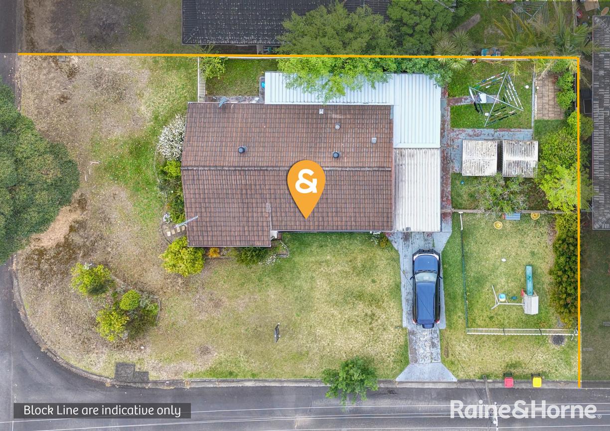 176 St Anns Street — photo from Raine & Horne Nowra