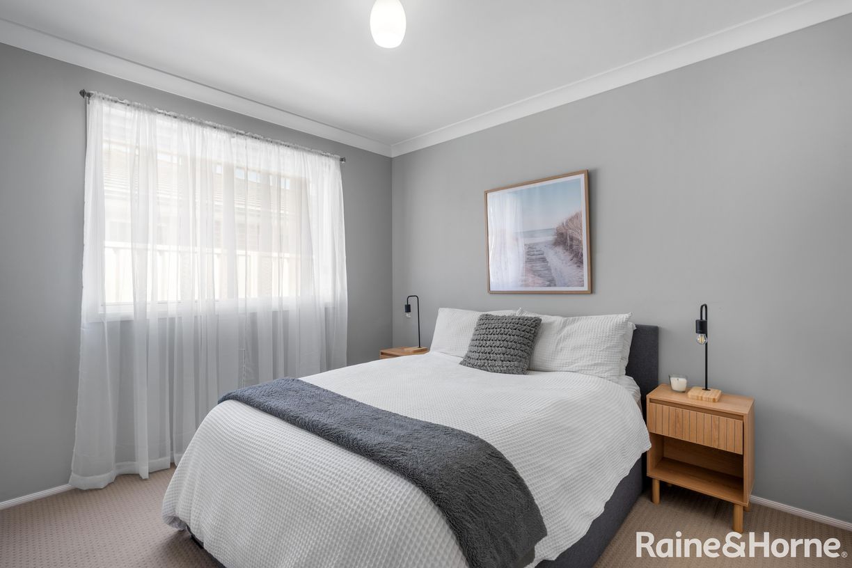 13 Denbigh Place — photo 9 of 12