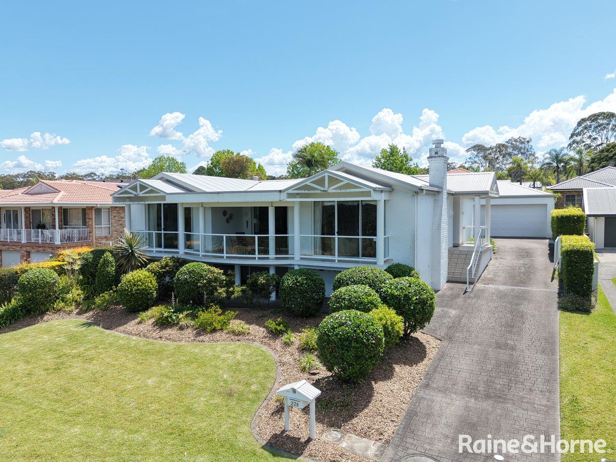 228 Yurunga Drive — photo 2 of 17