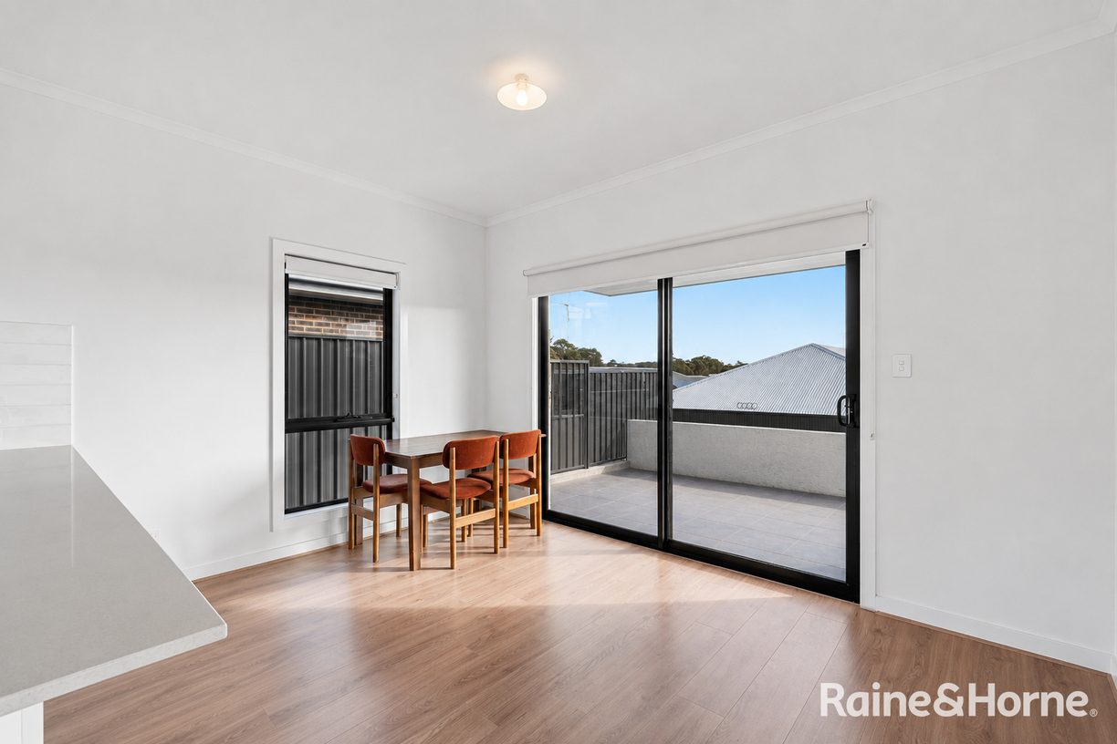 11 Emerald Way — photo 4 of 11