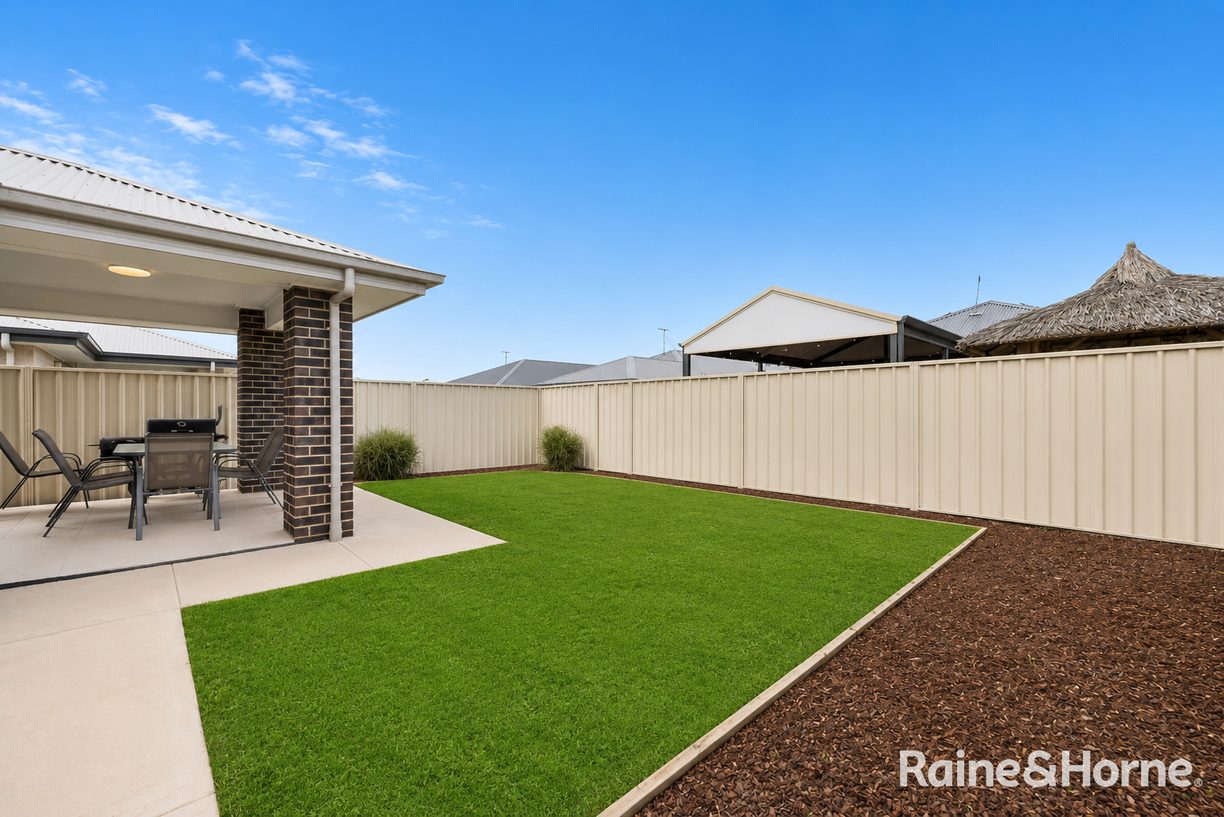18 Aragon Court — photo 17 of 25