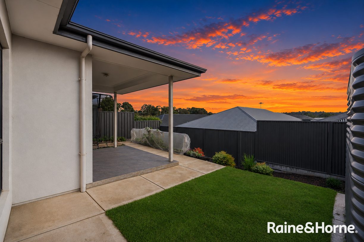 11 Emerald Way — photo 10 of 11