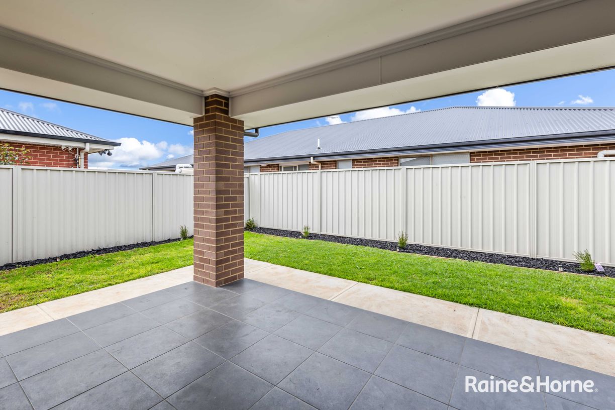 27 Yamuna Avenue — photo 14 of 20