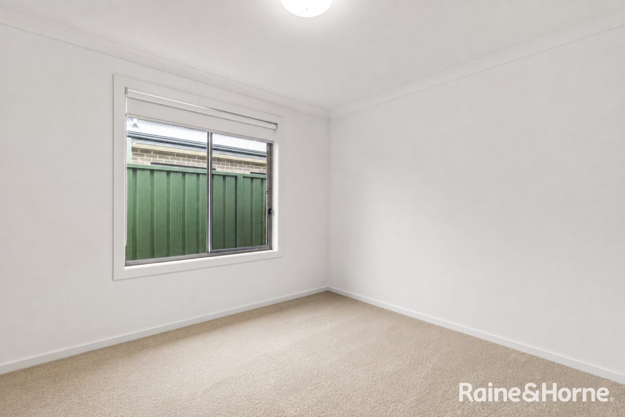 21 Maher Place — photo 11 of 18