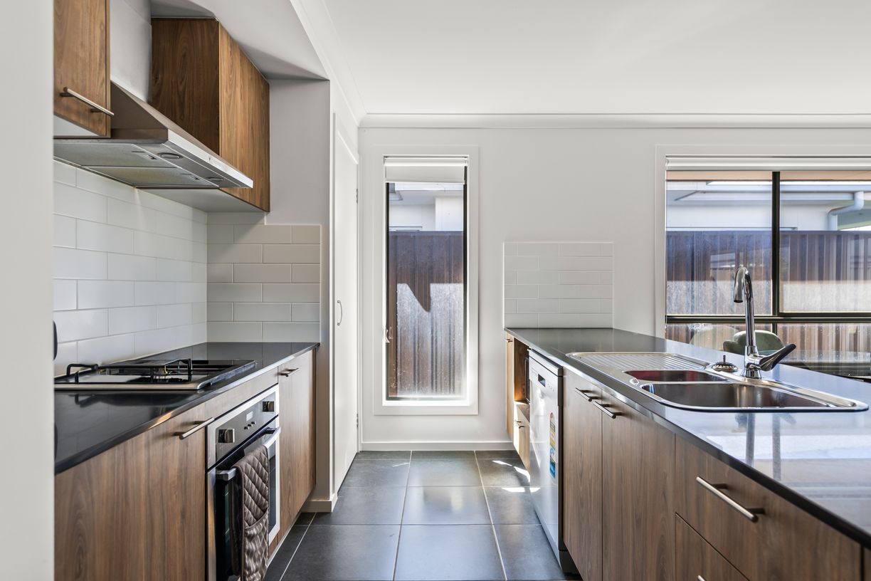 88 Correa Street — photo 4 of 18