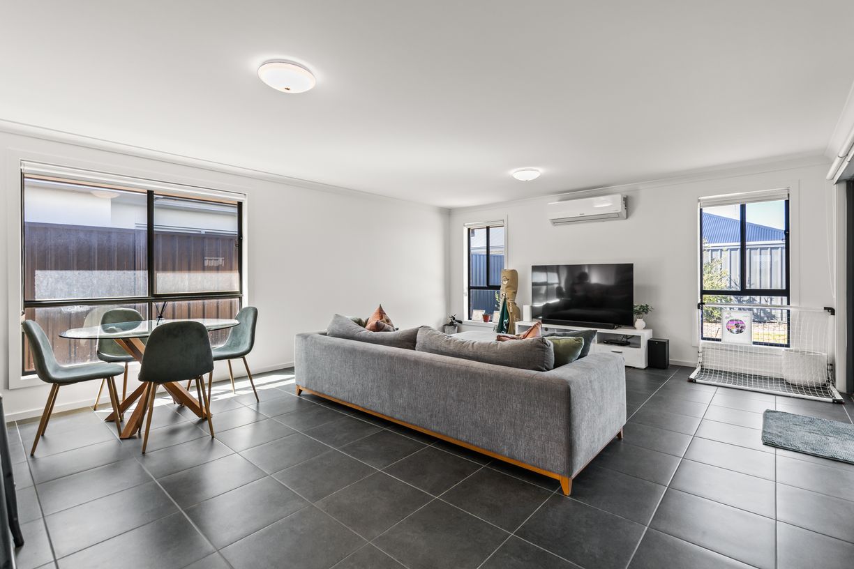 88 Correa Street — photo 6 of 18