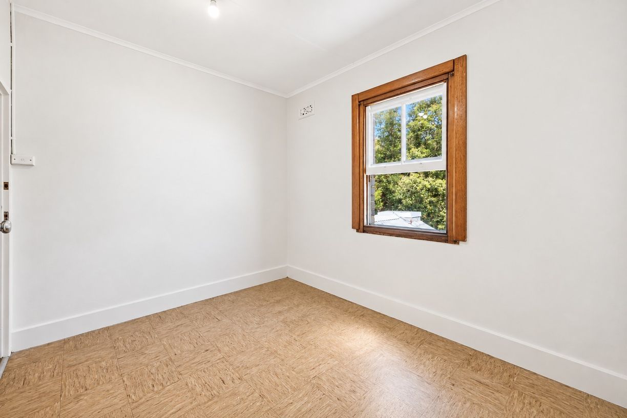 35 Ivy Street — photo 9 of 13