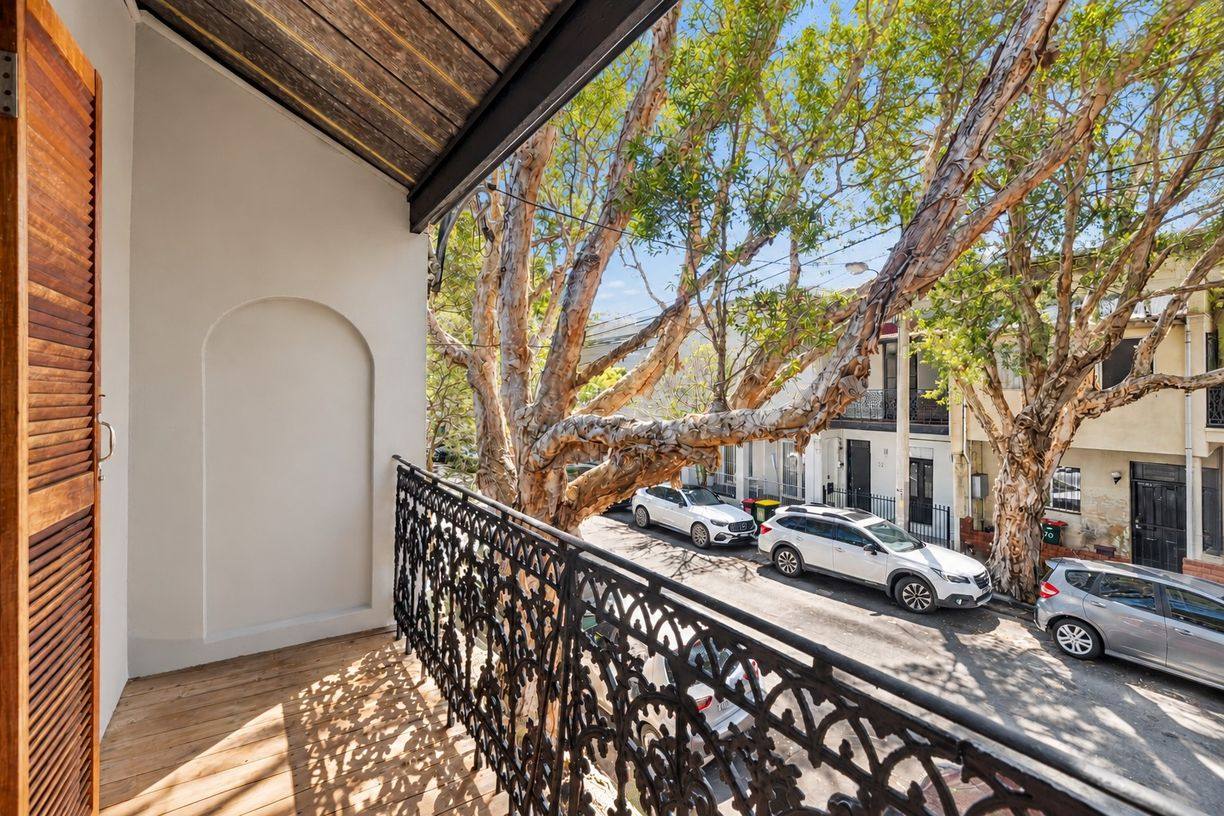 35 Ivy Street — photo 8 of 13