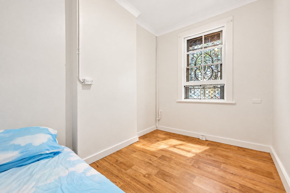 35 Ivy Street — photo 5 of 13