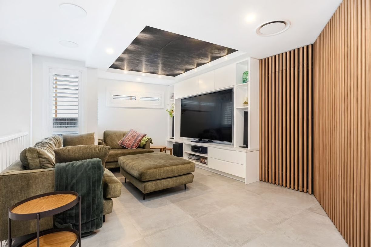 17 Lobelia Street — photo 12 of 14