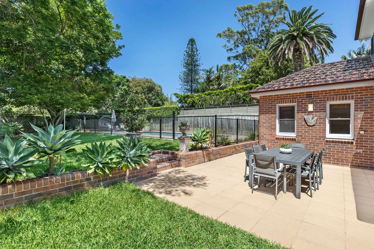 46 Tambourine Bay Road — photo 11 of 13