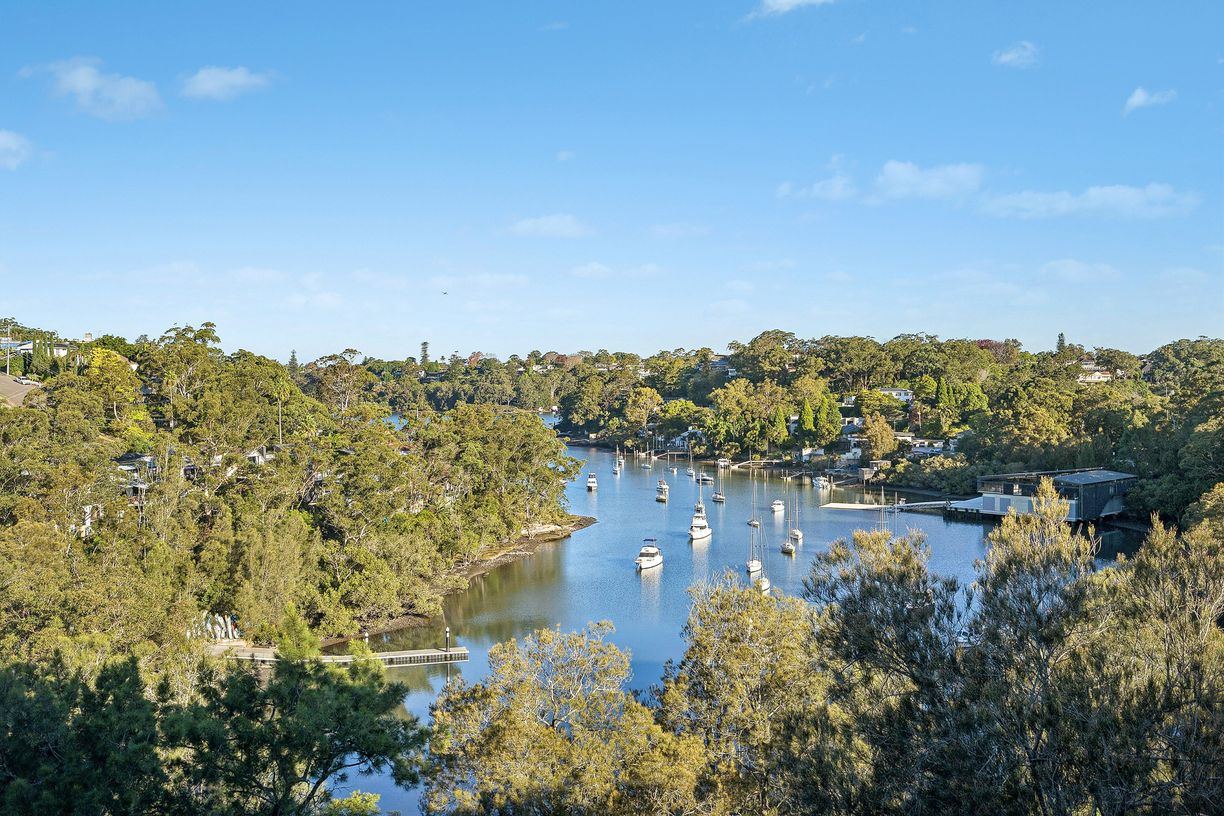 60/300A Burns Bay Road — photo from Raine & Horne Mosman | Neutral Bay