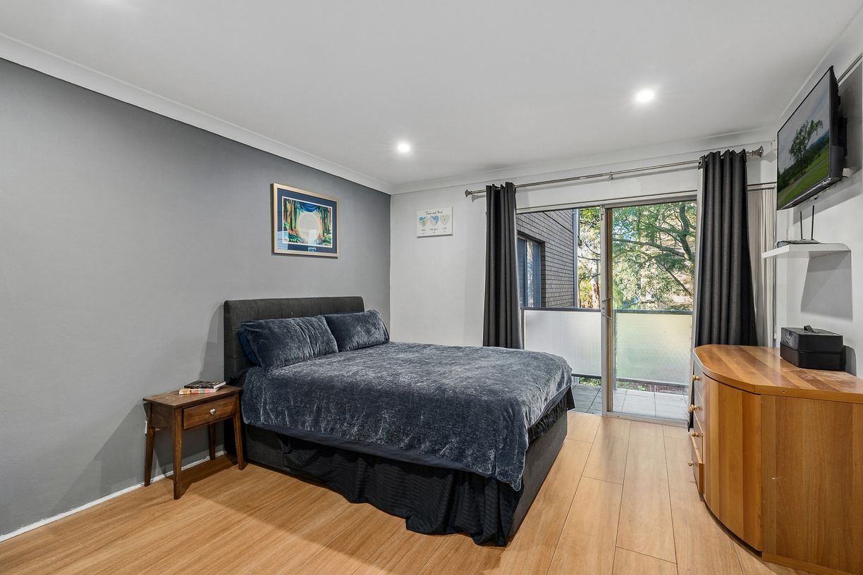 4/3-7 Burley Street — photo 3 of 8