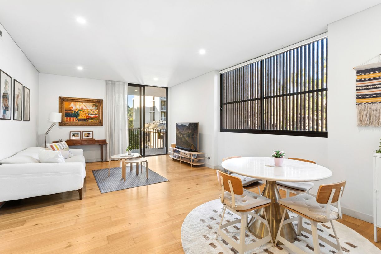 40/3-9 Finlayson Street — photo 3 of 13