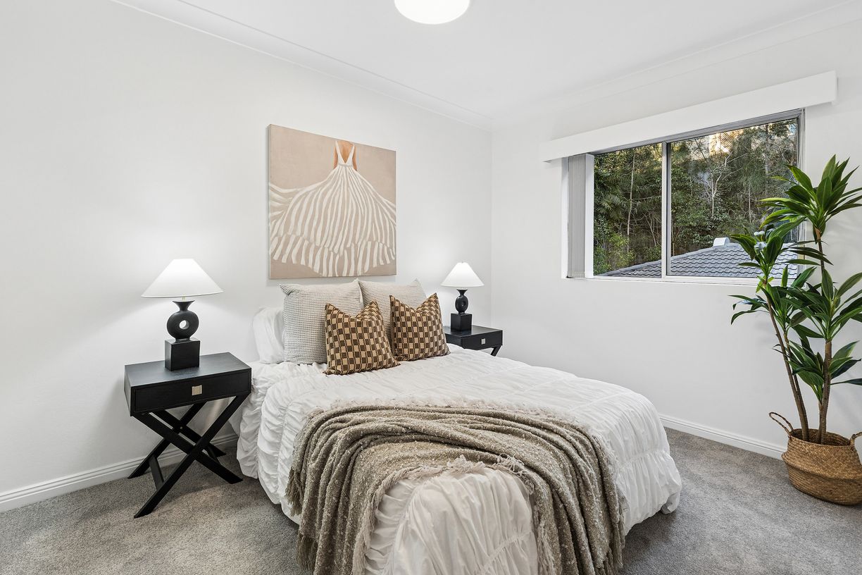 19/302 Burns Bay Road — photo 7 of 12