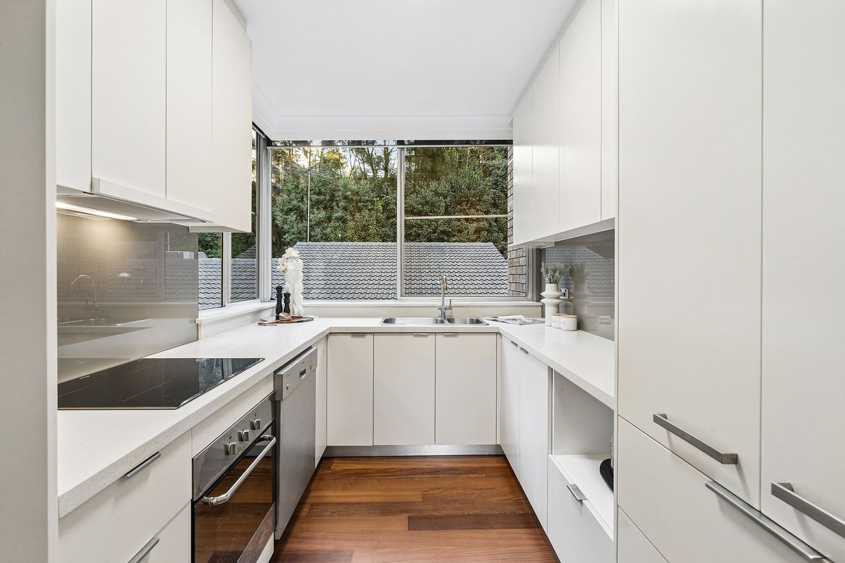 19/302 Burns Bay Road — photo 5 of 12