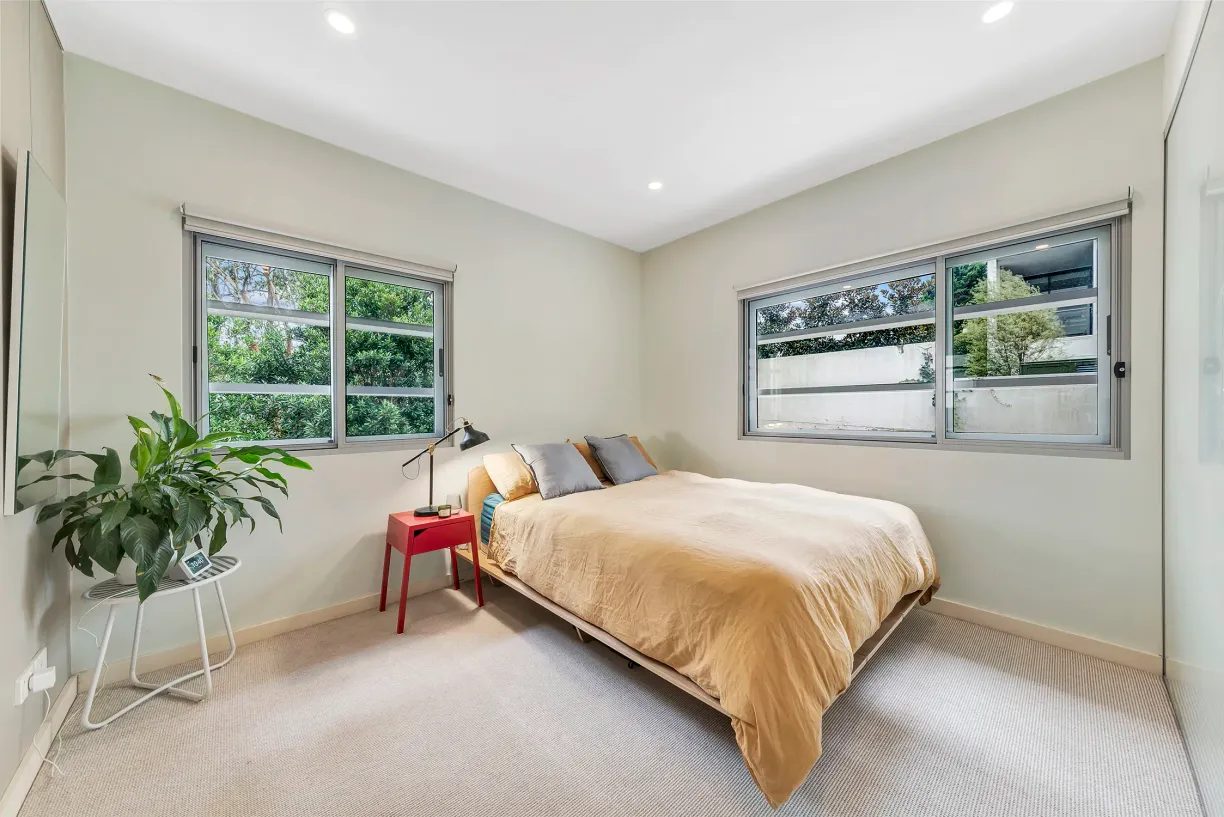 203/290 Burns Bay Road — photo 3 of 6