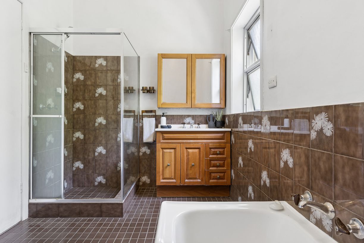 14 Ronald Avenue — photo 9 of 13