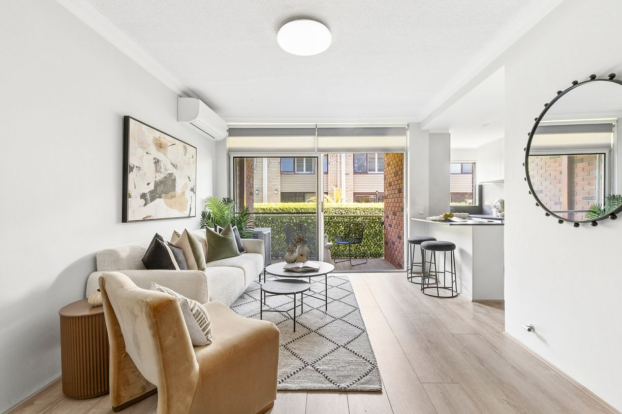 10/111 Burns Bay Road — photo from Raine & Horne Mosman | Neutral Bay