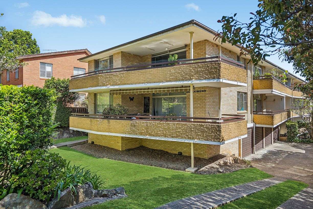 6/106 Burns Bay Road — photo 9 of 12