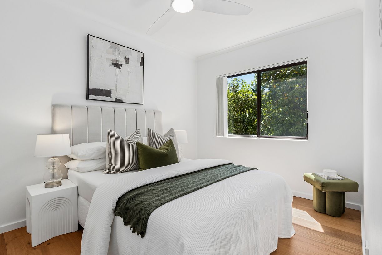 1/3 Balfour Street — photo 10 of 11