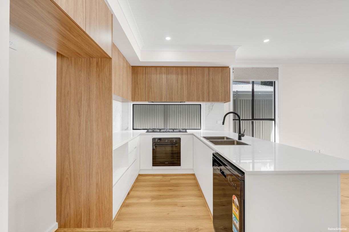75B Cliff Street — photo 5 of 14