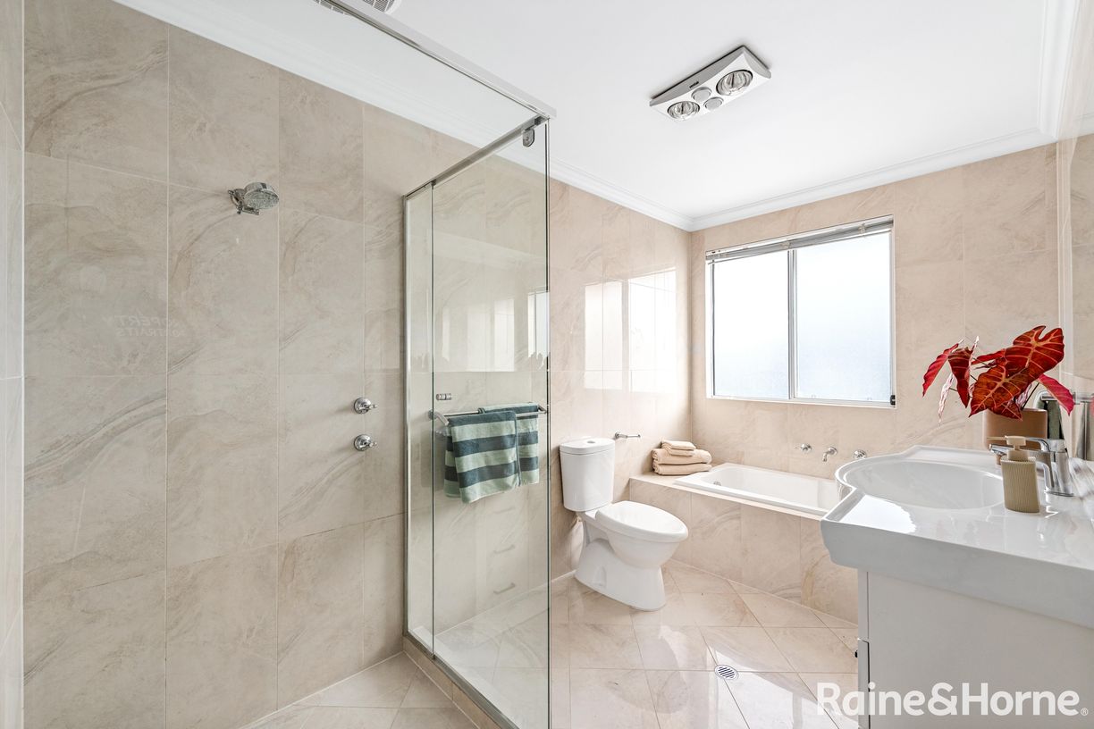 102E Finniss Street — photo 14 of 17
